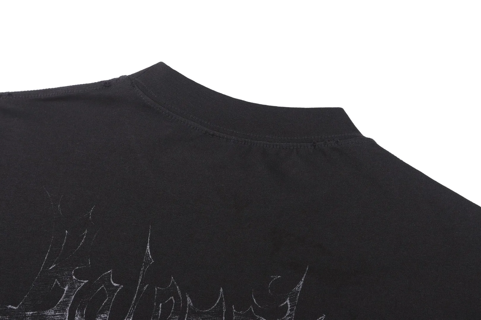 26SS SKETCHY T ●Authentic 6600 ●40 200 ● 350 ● ● ● ● 1：1 ● ●Size：S M L XL ● ：2097/7A#5
